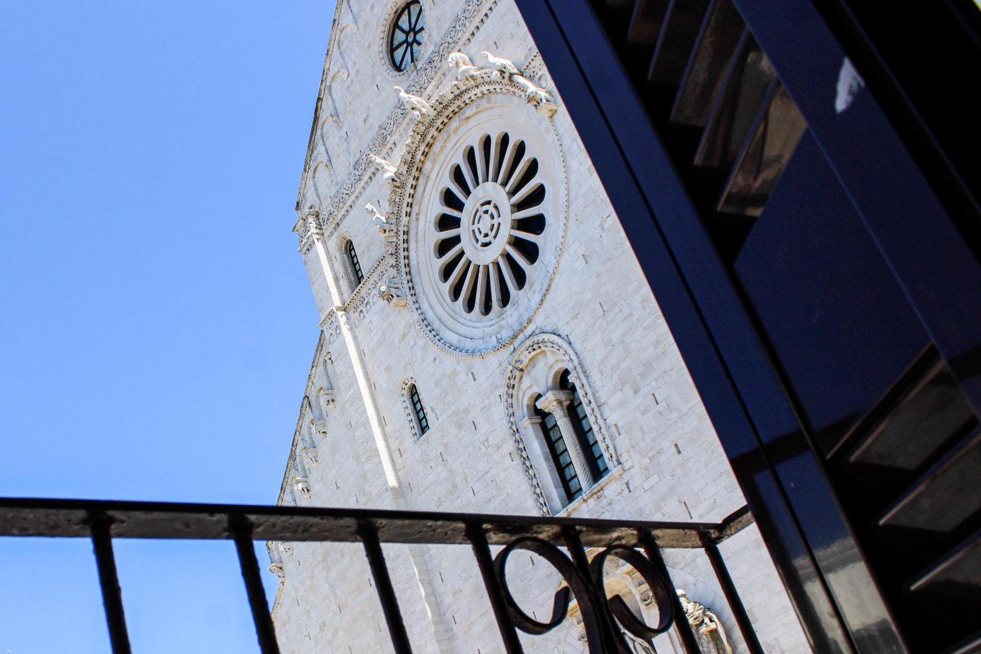 Vista Cattedrale - Super Attico Nel Centro Storico Μπάρι Εξωτερικό φωτογραφία